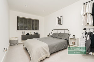 Photo 22- click for photo gallery